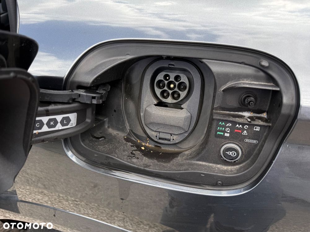 Audi SQ6 - 33