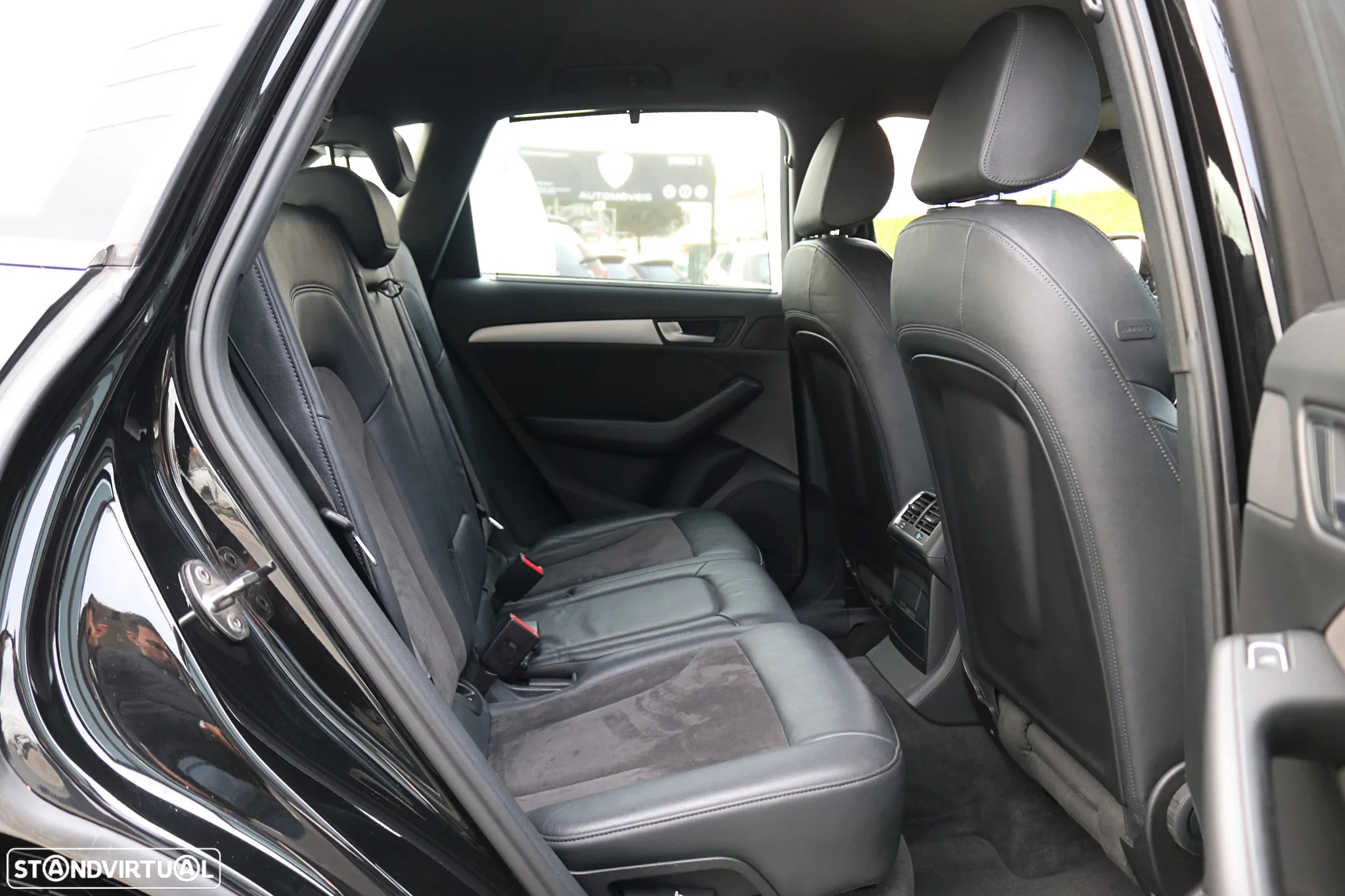 Audi Q5 2.0 TDi S-line - 31