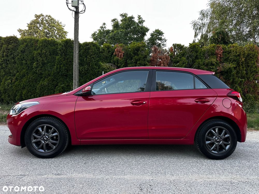 Hyundai i20 1.2 YES Plus - 12