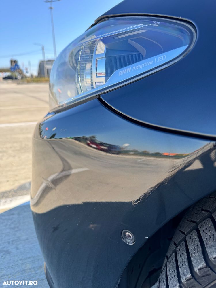 BMW Seria 5 525d xDrive AT - 9