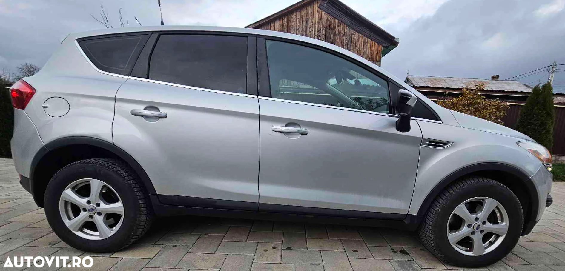 Ford Kuga - 5