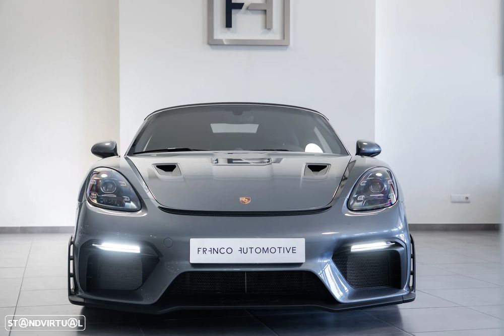 Porsche 718 Spyder RS - 2