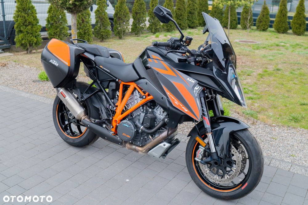 KTM Super Duke - 1