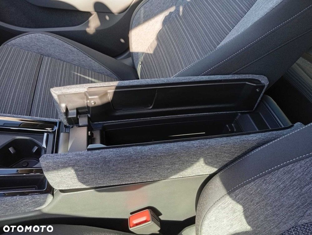 Skoda Superb 2.0 TDI SCR Edition 130 DSG - 13