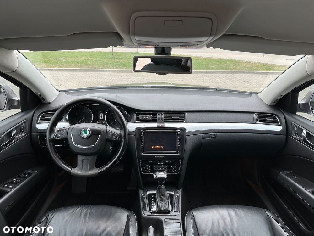 Skoda Superb 1.8 TSI DSG Elegance - 15