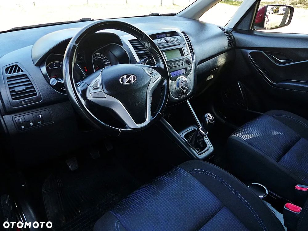 Hyundai ix20 1.4 Premium - 18