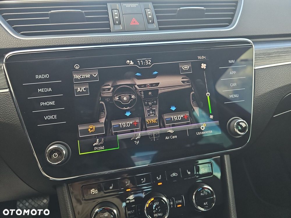 Skoda Superb 2.0 TSI Style DSG - 36