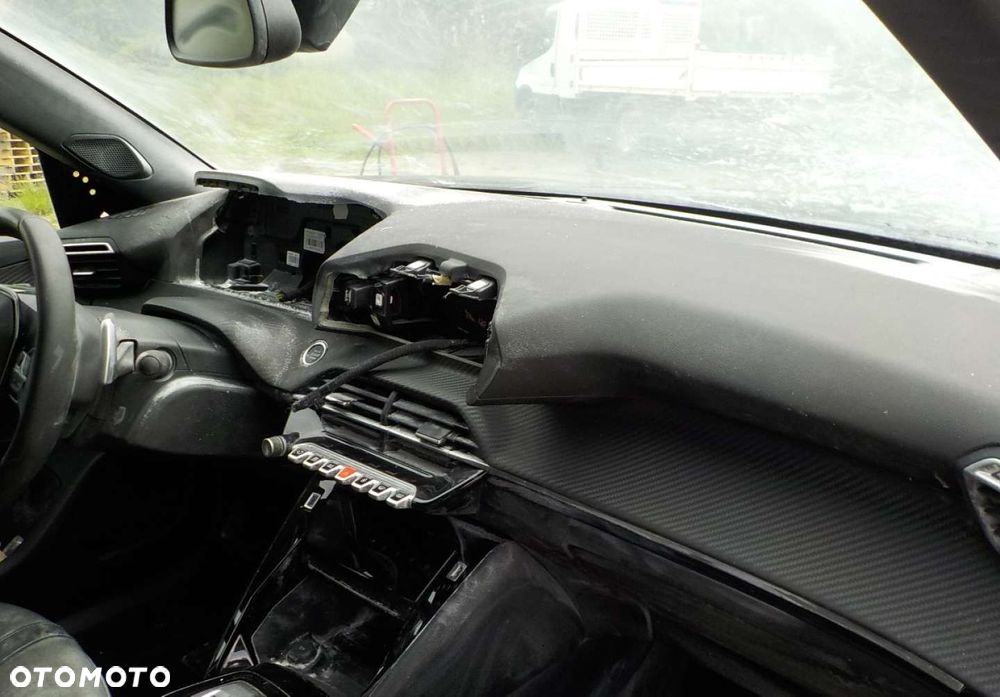 Peugeot 2008 - 16