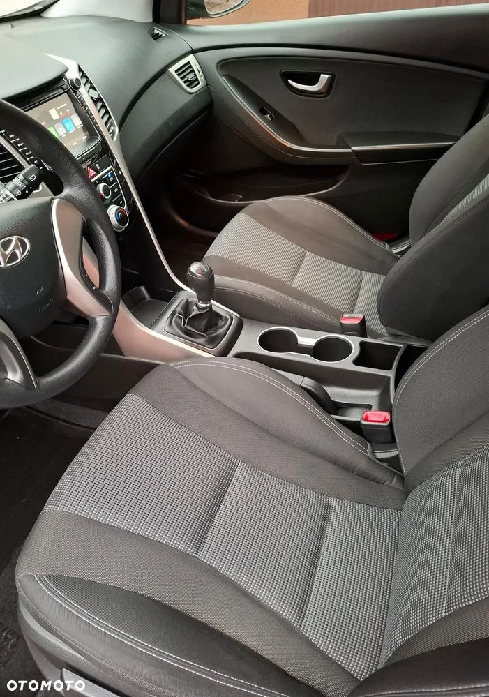 Hyundai i30 1.4 Comfort - 11