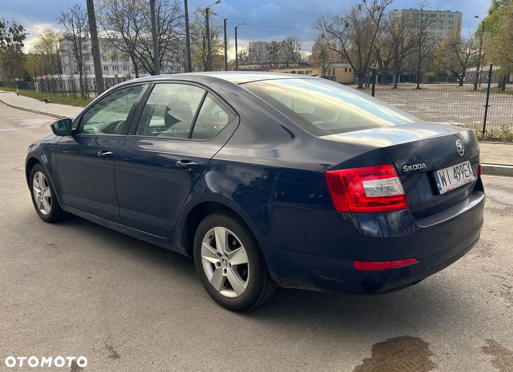 Skoda Octavia 1.6 TDI Ambition DSG - 17