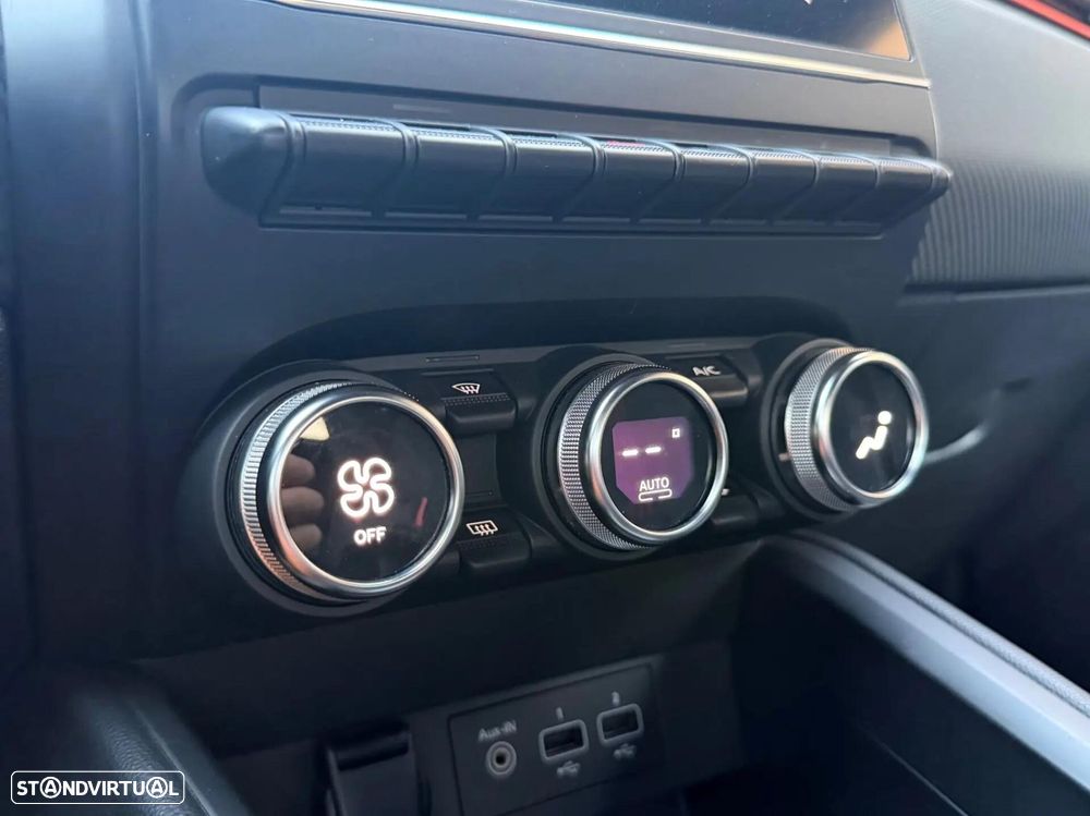 Renault Clio - 10