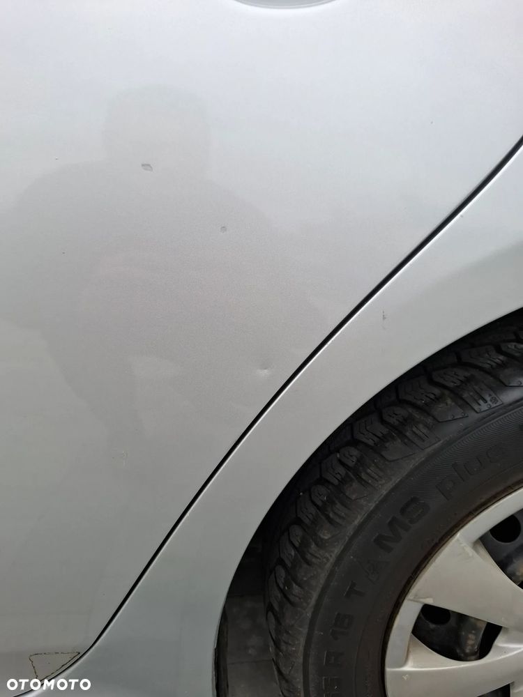 Toyota Corolla 1.4 VVT-i Terra - 25