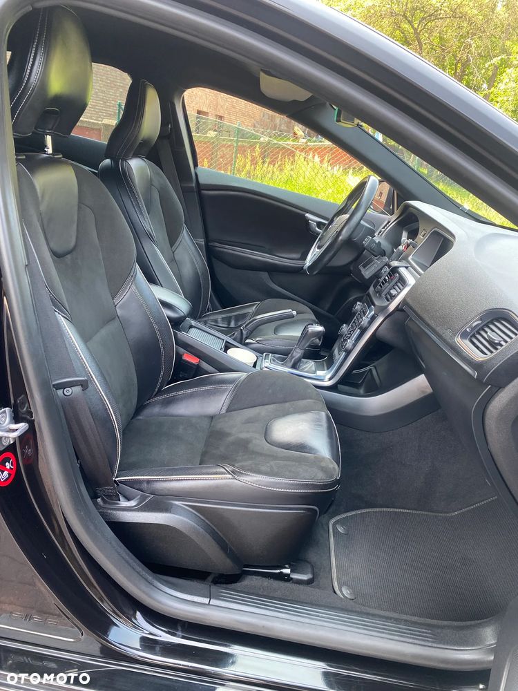 Volvo V40 D2 RDesign - 13