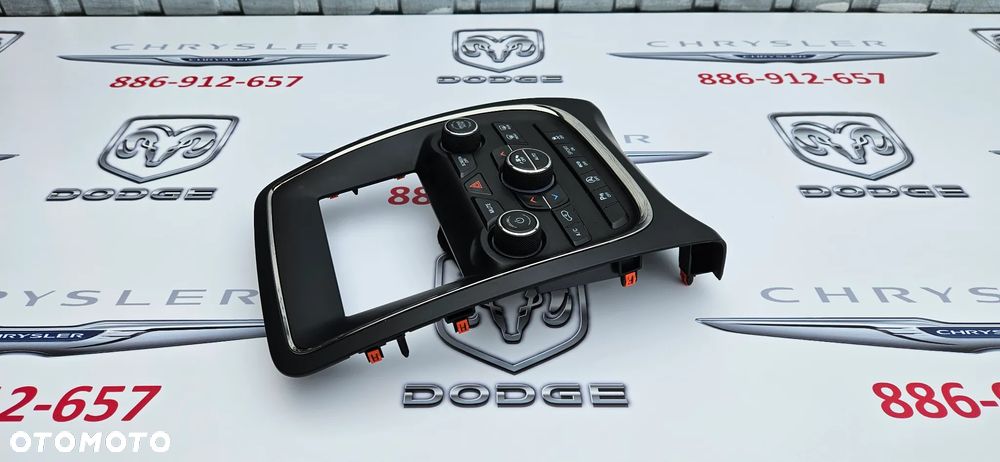 Dodge Durango 2017-2020 Panel klimatyzacji AC Panel sterowania nawiewem P68333643AA Ramka wyświetlacza radia  MAŁY WYŚWIETLACZ - 5