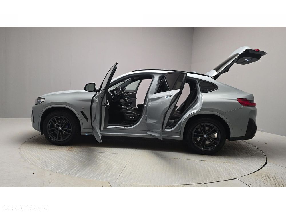 BMW X4 - 10