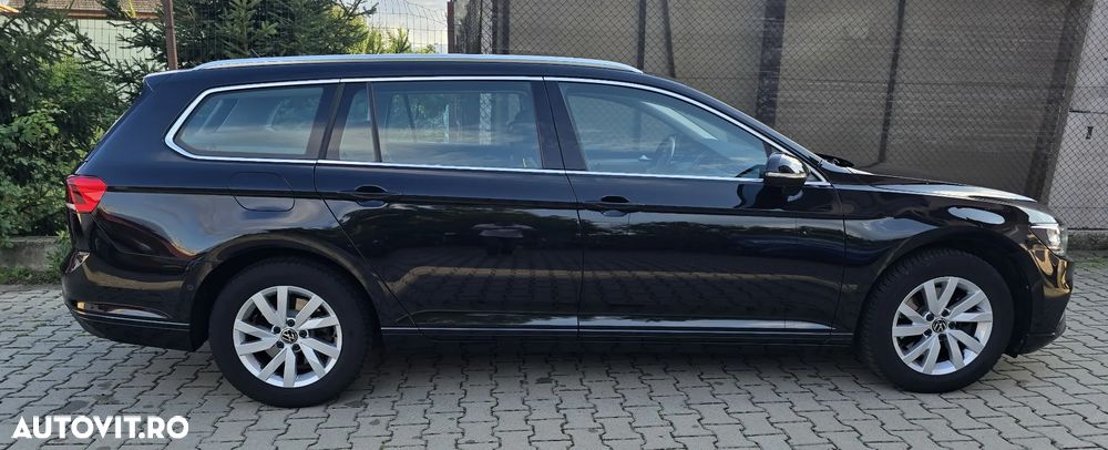 VOLKSWAGEN Passat 2023 — imagine 22