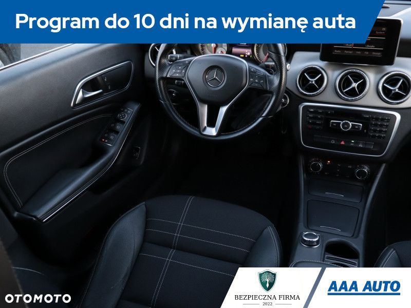 Mercedes-Benz CLA - 8