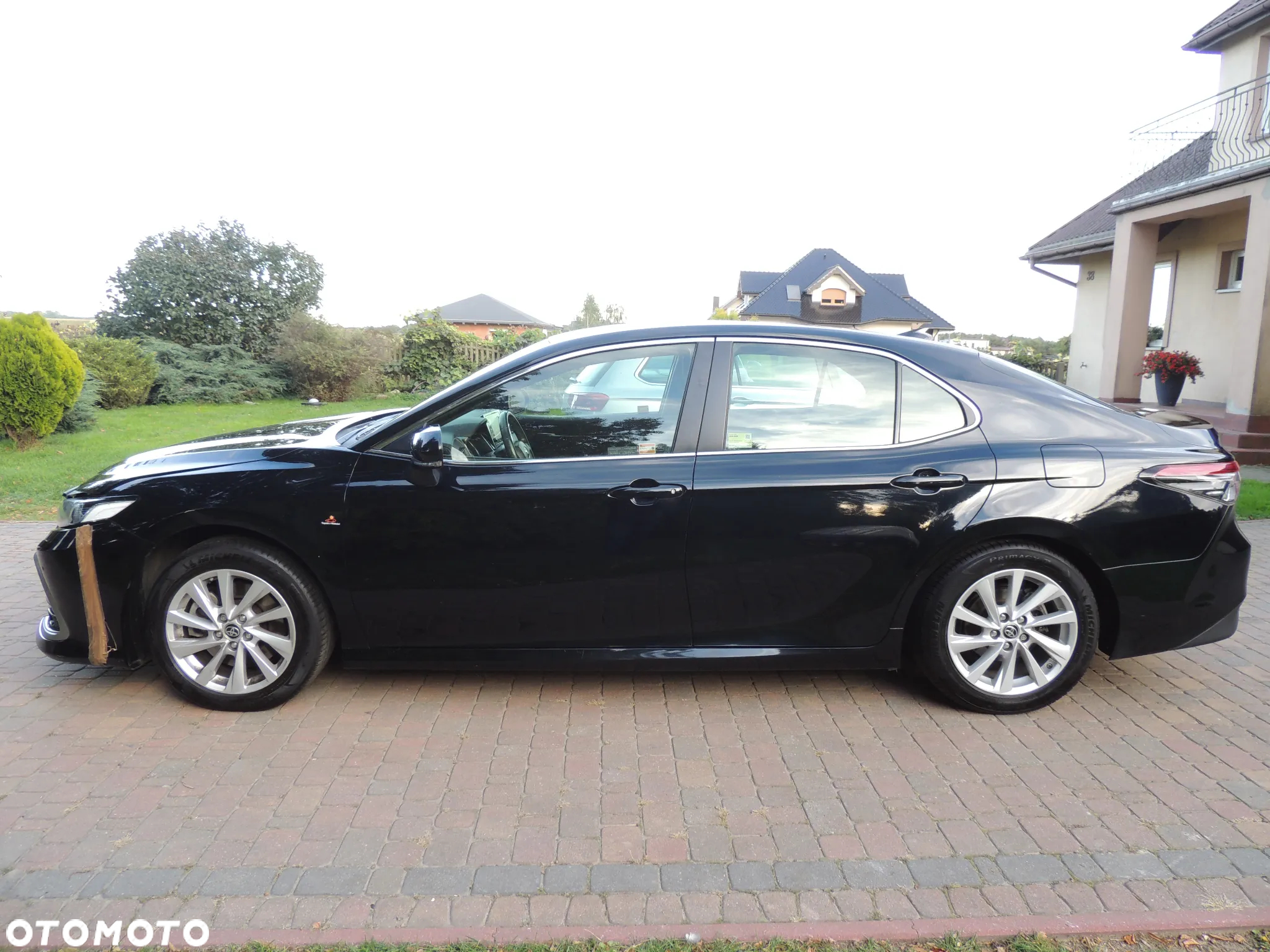 Toyota Camry 2.5 Hybrid Comfort CVT - 4
