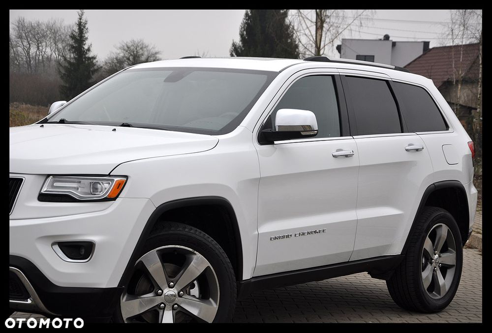 Jeep Grand Cherokee - 8