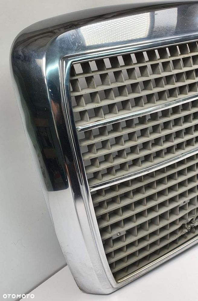 GRILL ATRAPA MERCEDES W115 W114 - 7