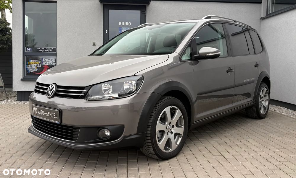 Volkswagen Touran 1.6 TDI DPF Cross - 1