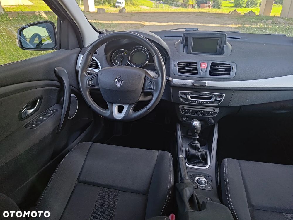 Renault Megane TCe 130 Bose Edition - 4