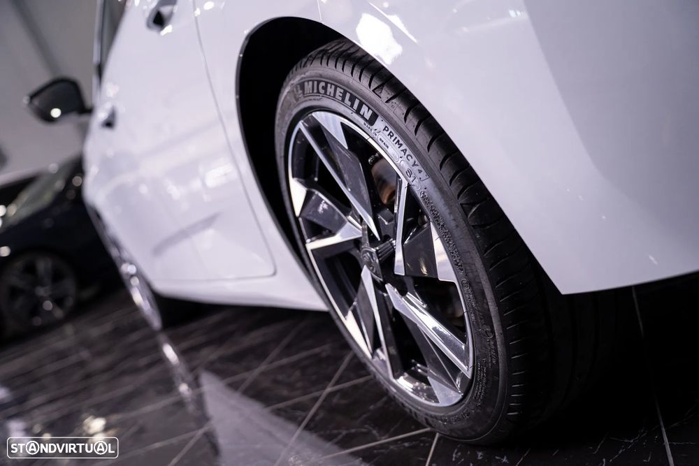 Peugeot 308 1.2 PureTech Allure - 8