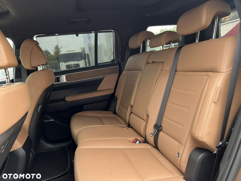 Hyundai Santa Fe - 12