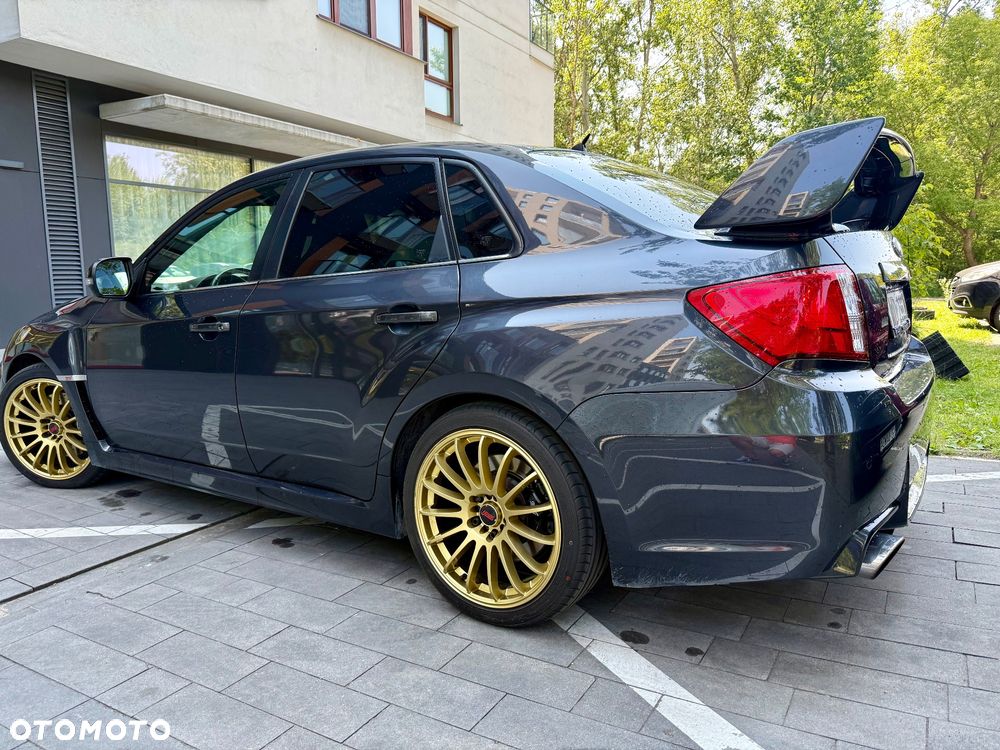 Subaru Impreza STI - 4