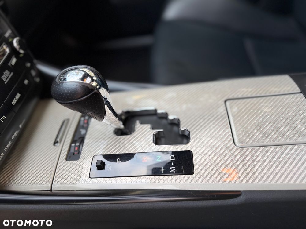 Lexus IS - 22