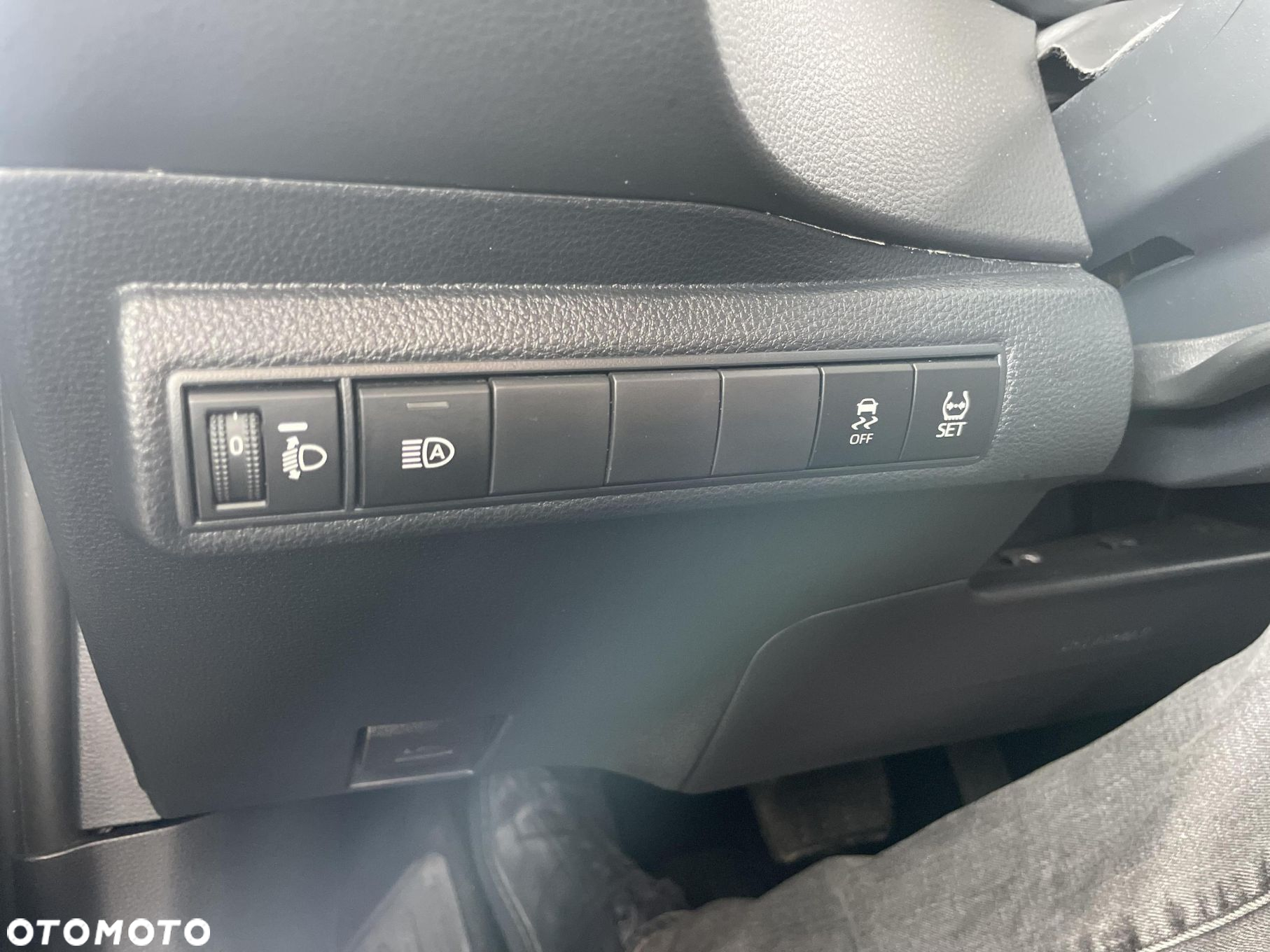 Toyota Corolla - 18
