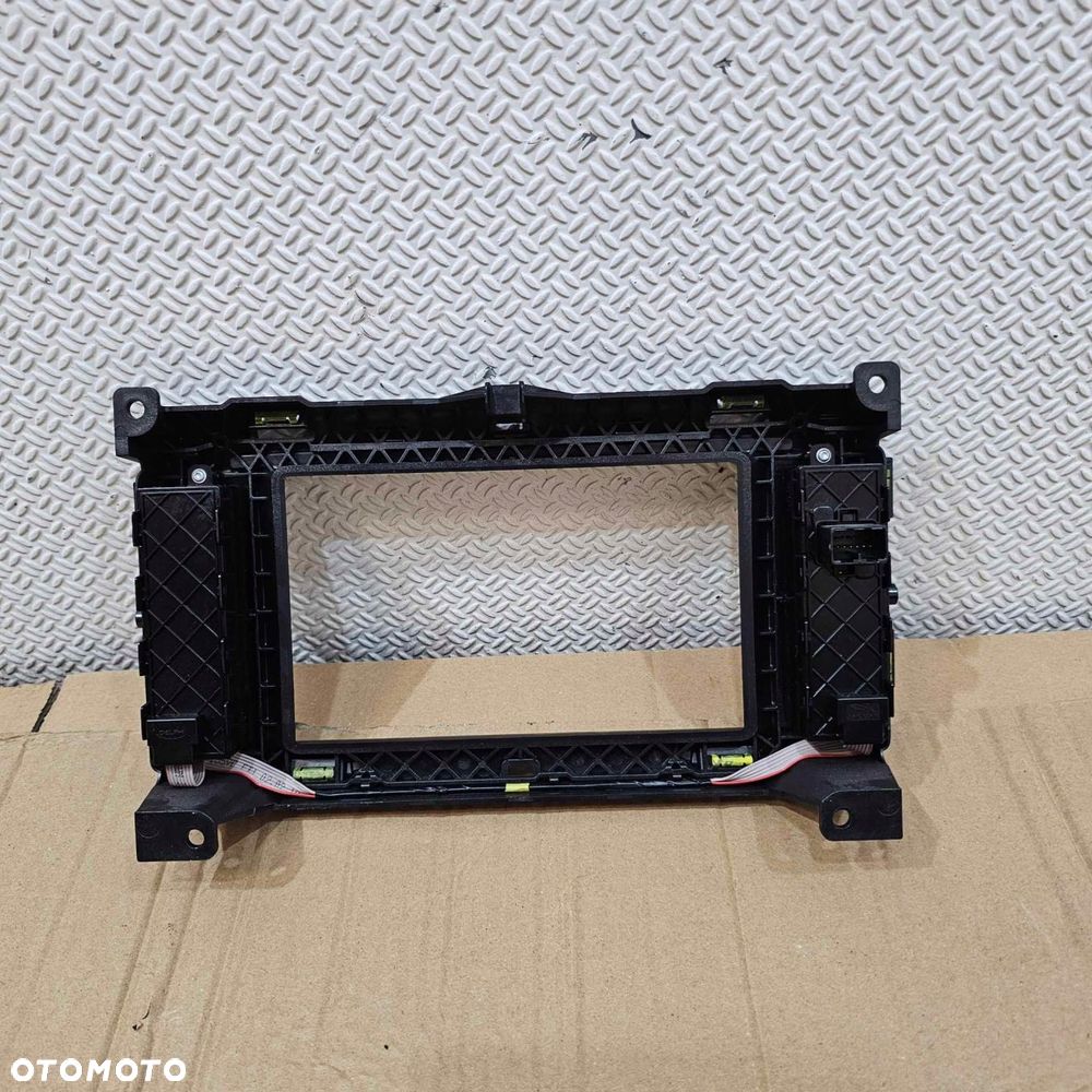 jaguar f-pace x761 ramka panel nawigacji gps radia - 2