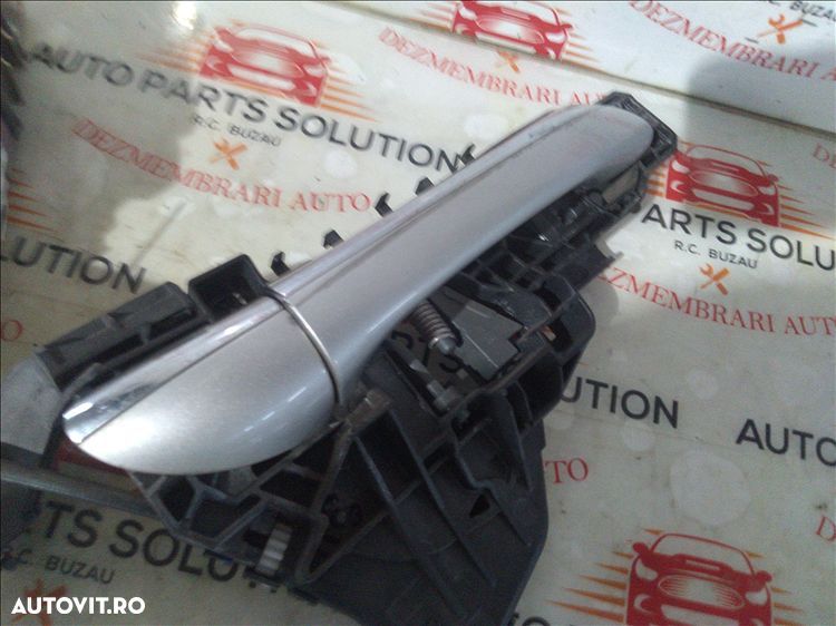 maner exterior usa dreapta spate mercedes benz b class an fabr. 2008 - 1