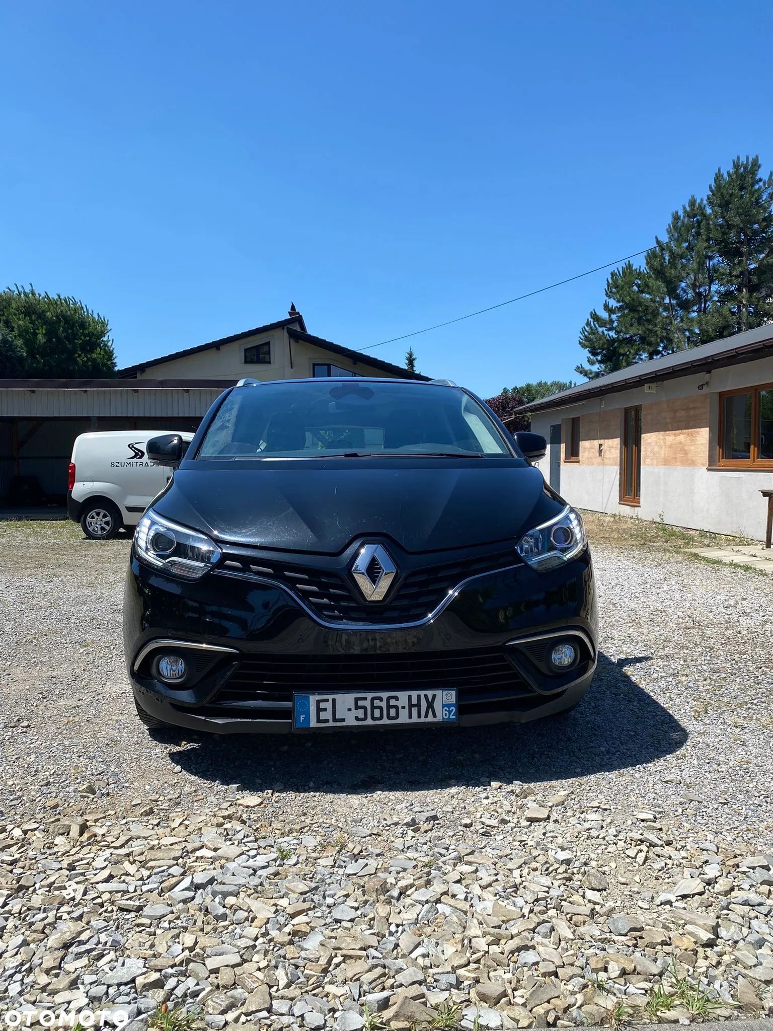 Renault Scenic - 1