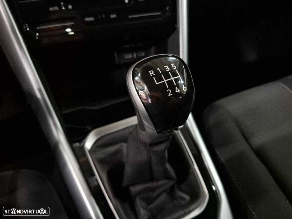 VW T-Roc 1.0 TSI Life - 17