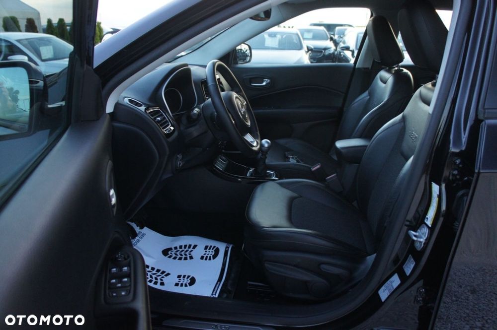 Jeep Compass - 13
