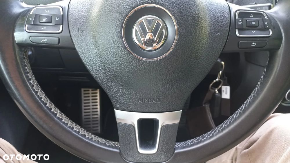 Volkswagen Golf 1.6 TDI DPF BlueMotion Technology Style - 19