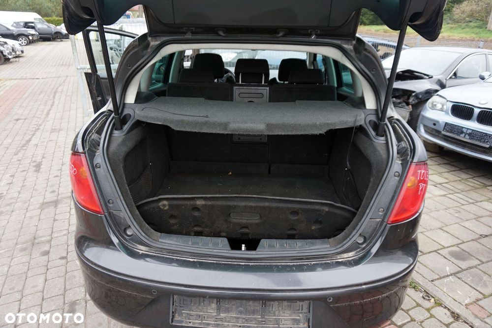 SEAT TOLEDO III 5P 2004 LS9N 2.0 TDI BKD 140KM GNE CZARNY na części - 12