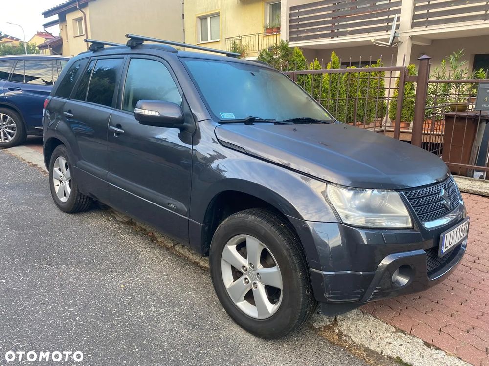 Suzuki Grand Vitara 2.4 De Luxe - 2