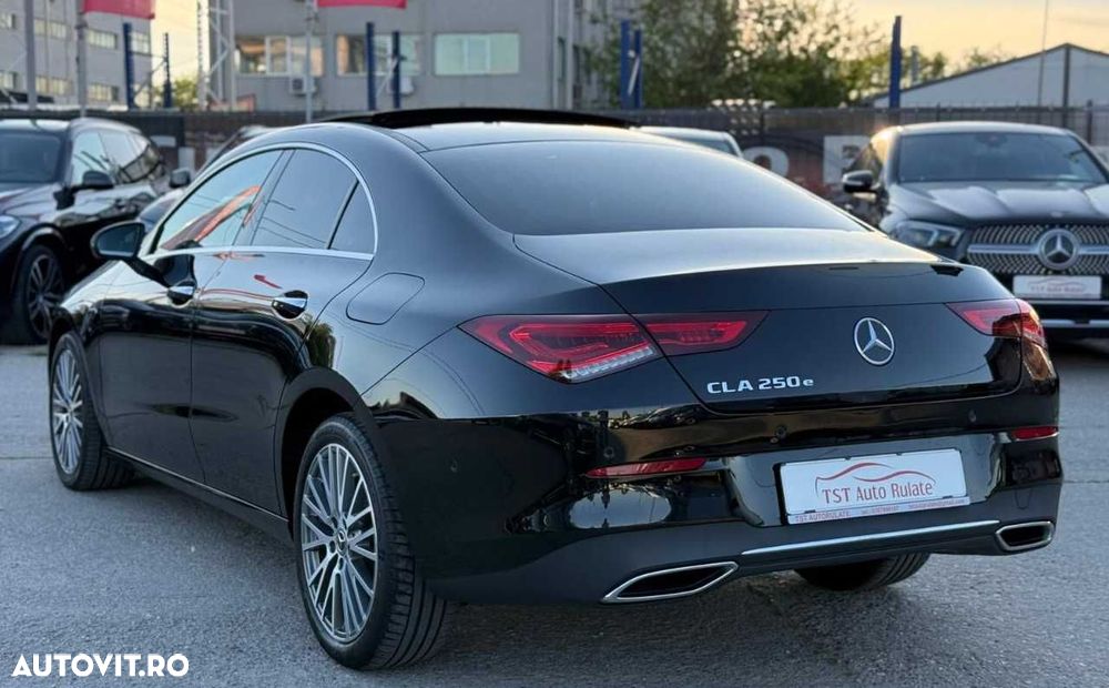 Mercedes-Benz CLA 250 - 7