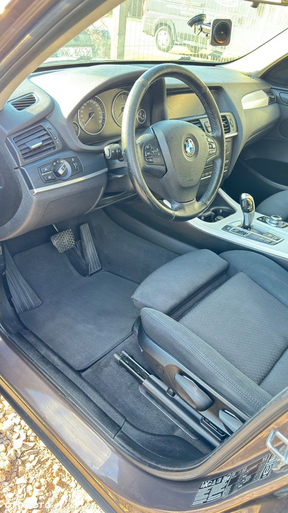 BMW X3 xDrive20d - 16