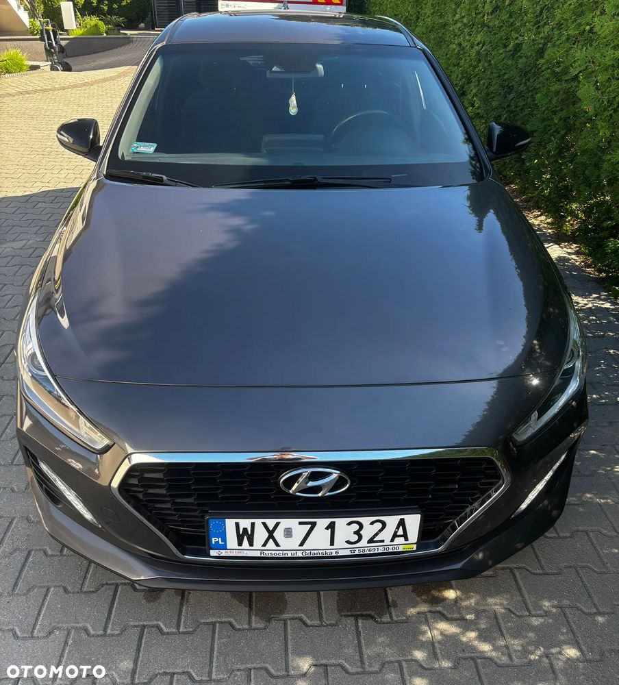 Hyundai i30 1.6 D GO DCT - 6