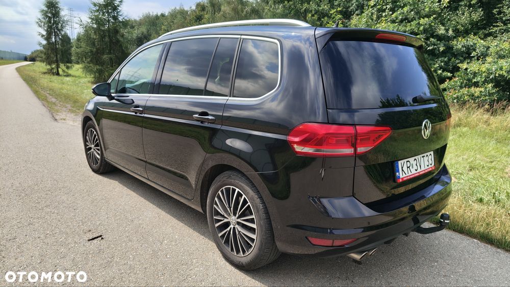 Volkswagen Touran - 2