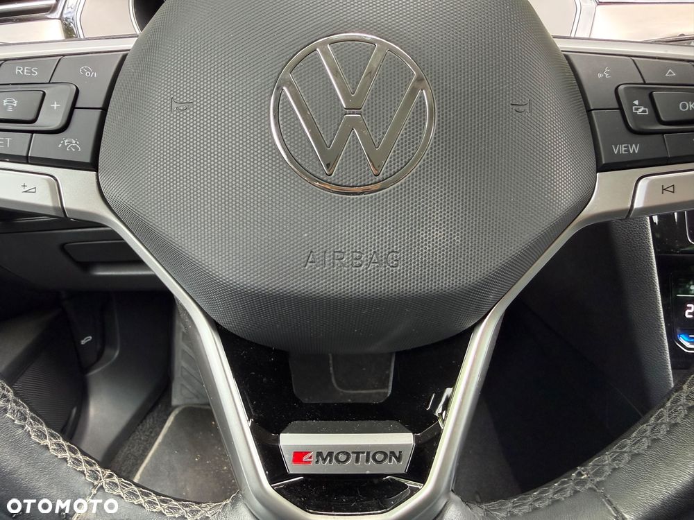 Volkswagen Passat 2.0 TSI 4Mot Elegance DSG - 21