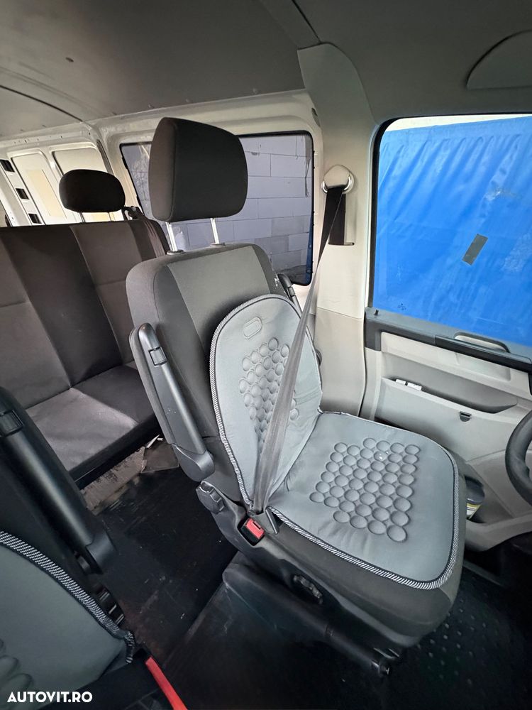 Volkswagen Transporter Lang EU6 - 9