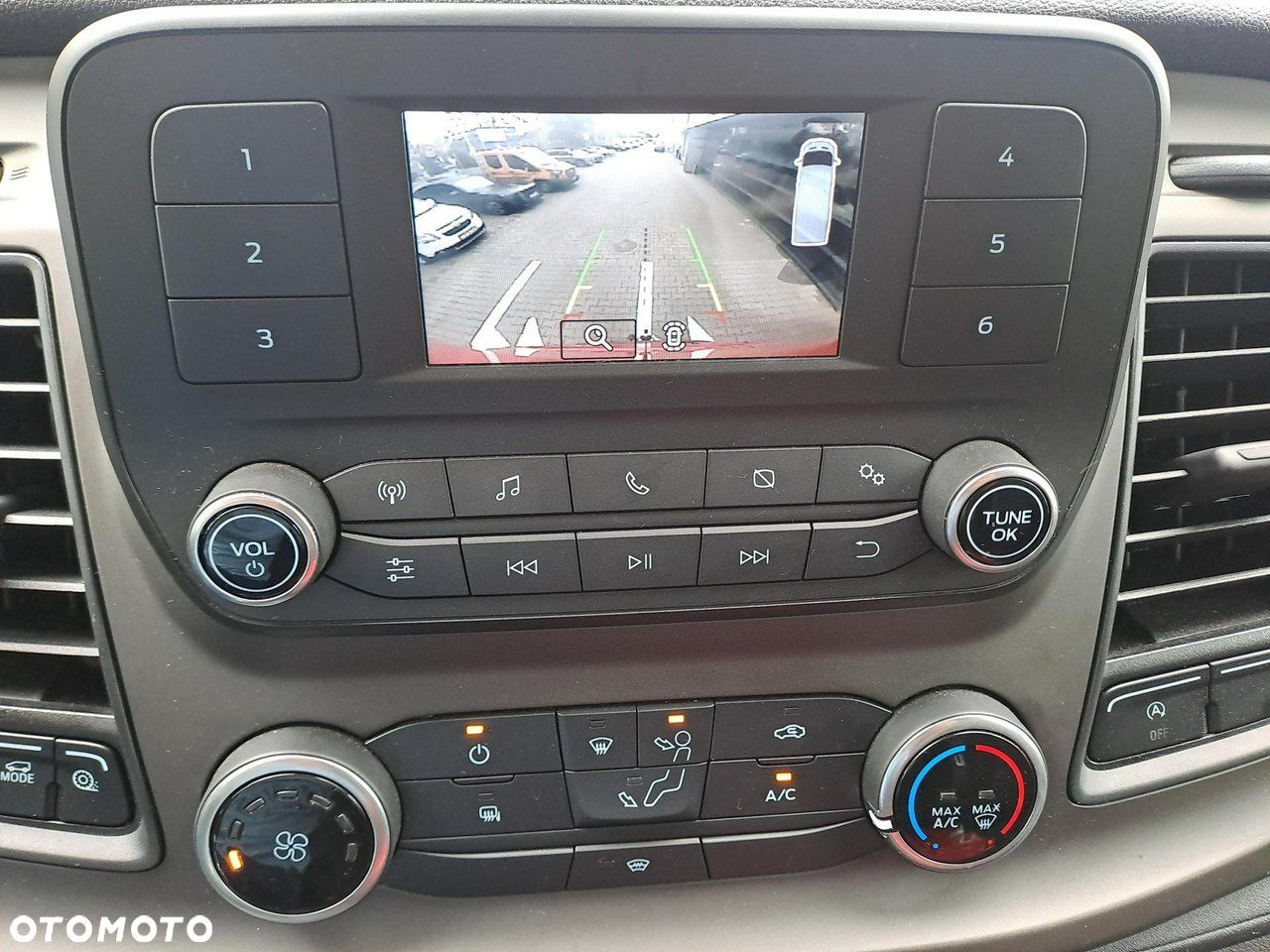 Ford Transit - 15