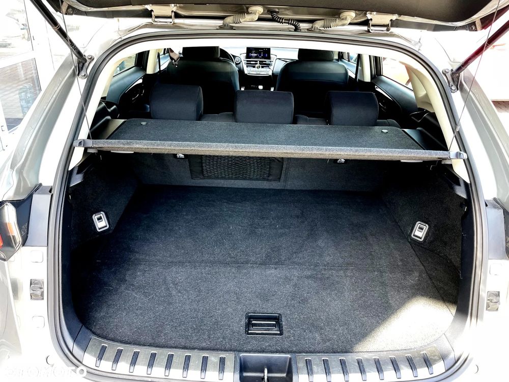 Lexus NX 200t Elite AWD - 19