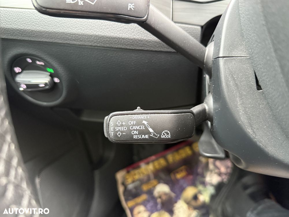 Skoda Superb 2.0 TDI DSG Premium Edition - 9