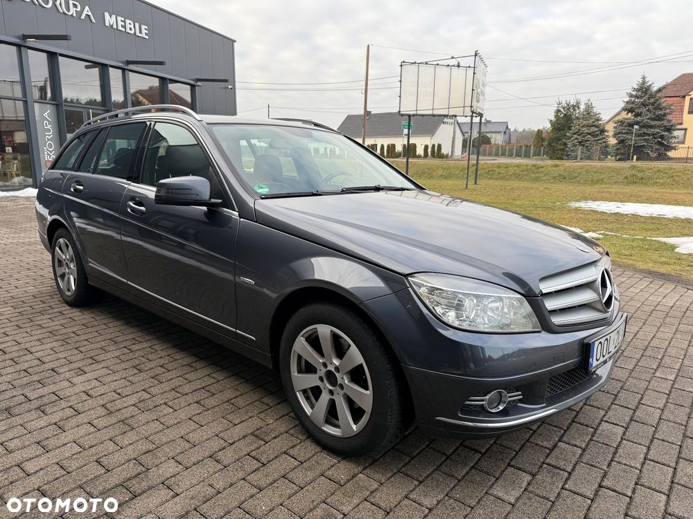 Mercedes-Benz Klasa C 180 K BlueEff Elegance - 2