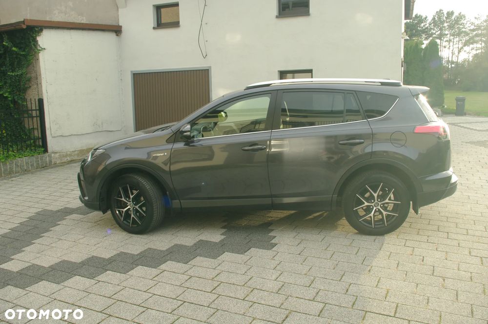 Toyota Rav4 2016 photo 3